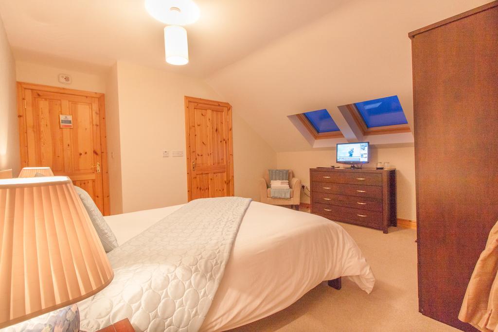 Bed and Breakfast Achill Water'S Edge Doogort Esterno foto