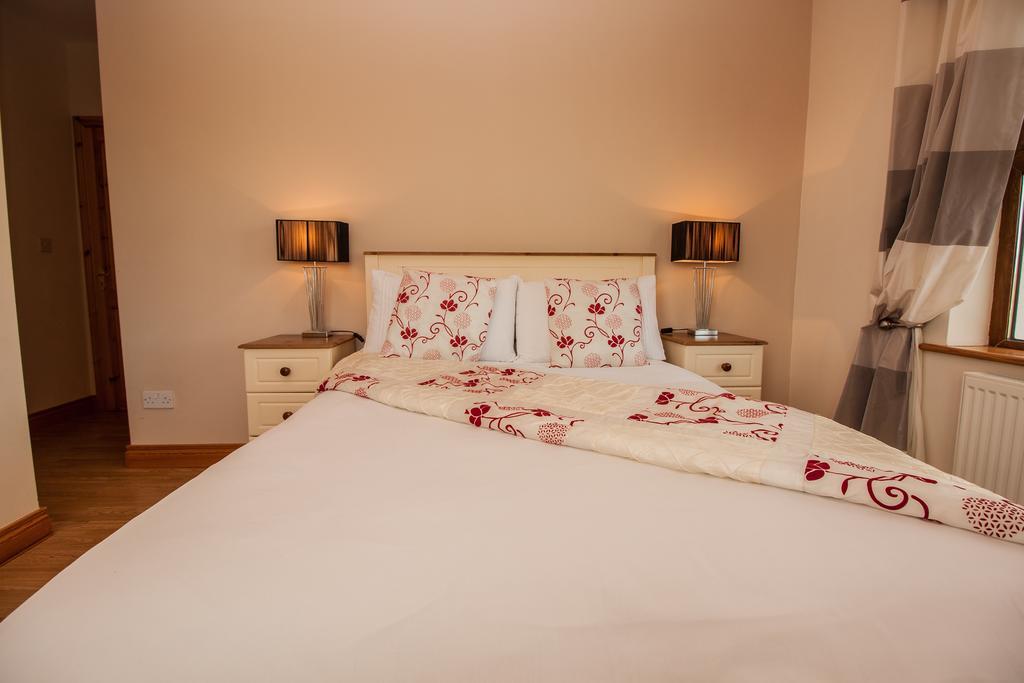 Bed and Breakfast Achill Water'S Edge Doogort Esterno foto